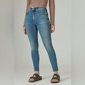 Lucky Brand High Rise Skinny Bridgette Jeans